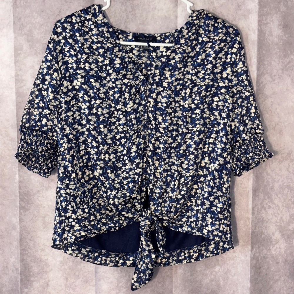 New Tamara H Med. Navy Blue Floral Tie Front Smocked Sleeve Button Down Blouse
